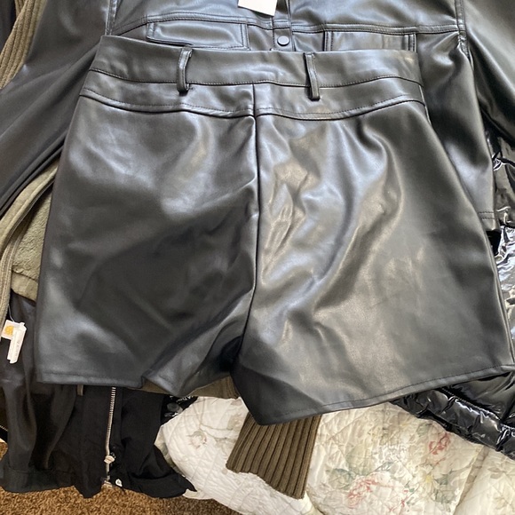 URBAN LEATHER SET - Picture 4 of 6